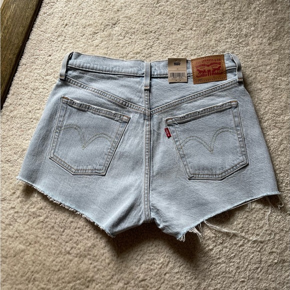 Levi's Women's Faded Blue Jean Shorts - Picture 4 of 11